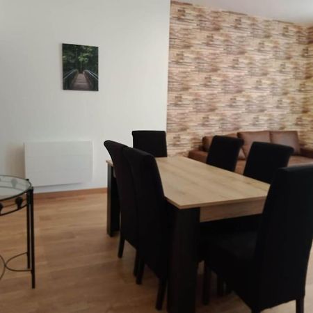 Gonnelles Appartement T3 Centre Ville Rdc D Agen Exteriér fotografie